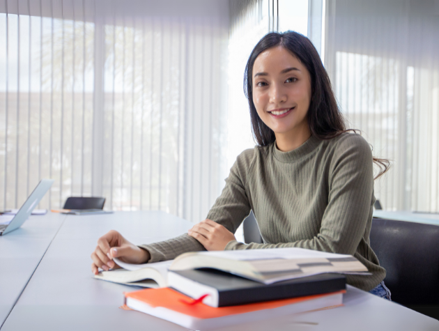 A professional female lawyer in an office, symbolizing career transition from nursing to privacy law