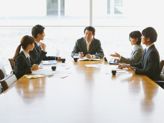 In-house legal team meeting to evaluate AI solutions